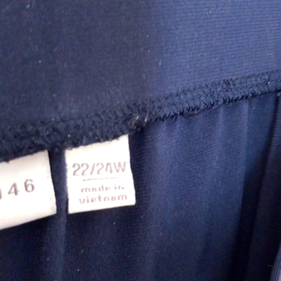 Est.1946 Navy Slacks Size 22/24W - Picture 5 of 6